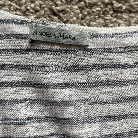 Angela Mara Tank Top with Sparkle Dots on Pocket and around Neck - Size XL - Picture 4 of 7